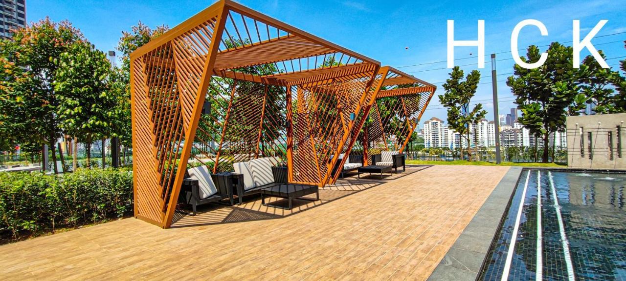Pangsapuri Sky View At M-vertica By Hck *